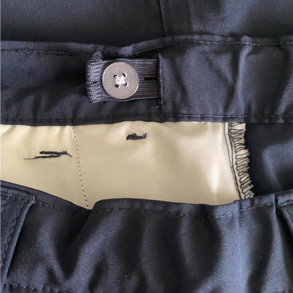 Izod Flat Front Performance Shorts, Boys Size 14, Adjustable Waist, Navy - Picture 3 of 7